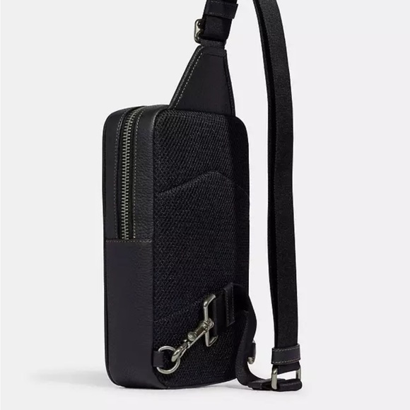 Sullivan Pack In Blocked Signature Canvas - Picture 2 of 5